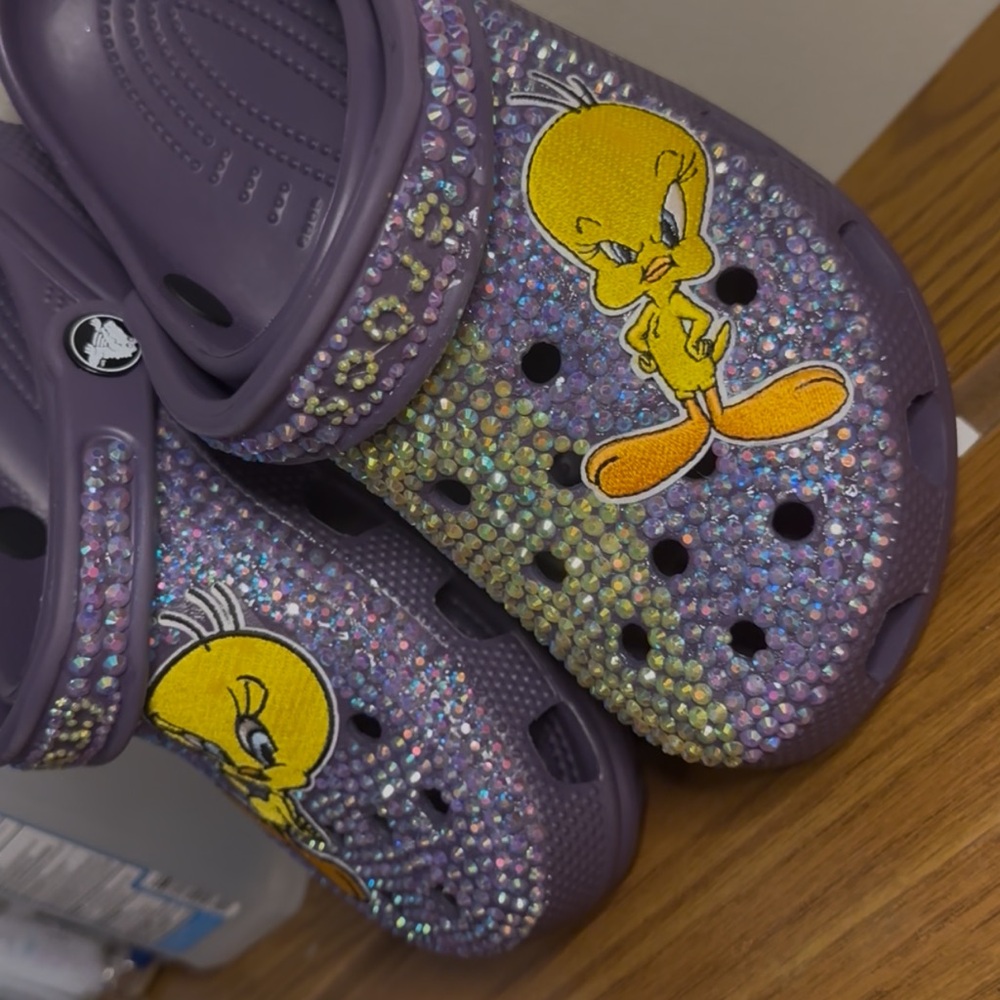 Kids Purple Glitter Clogs with Cartoon Character - Picture 5 of 6